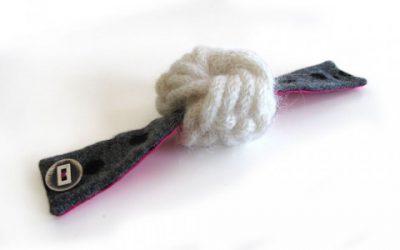 Bracelet à boutonnière laine et soie
